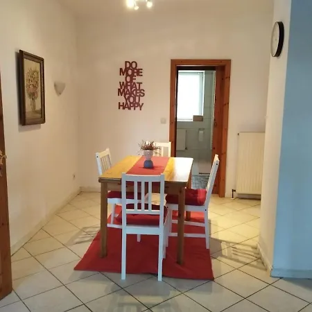 Apartment Auf Dem Lande *